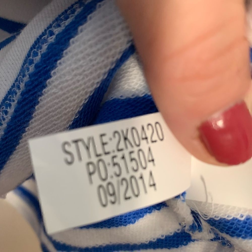 Vineyard vines EUC blue/white striped lightweight sweatshirt Size small - Picture 3 of 5